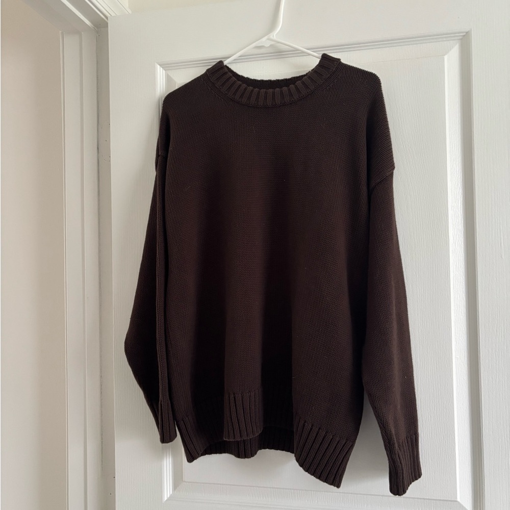 GAP Men's Dark Brown Crewneck Sweater